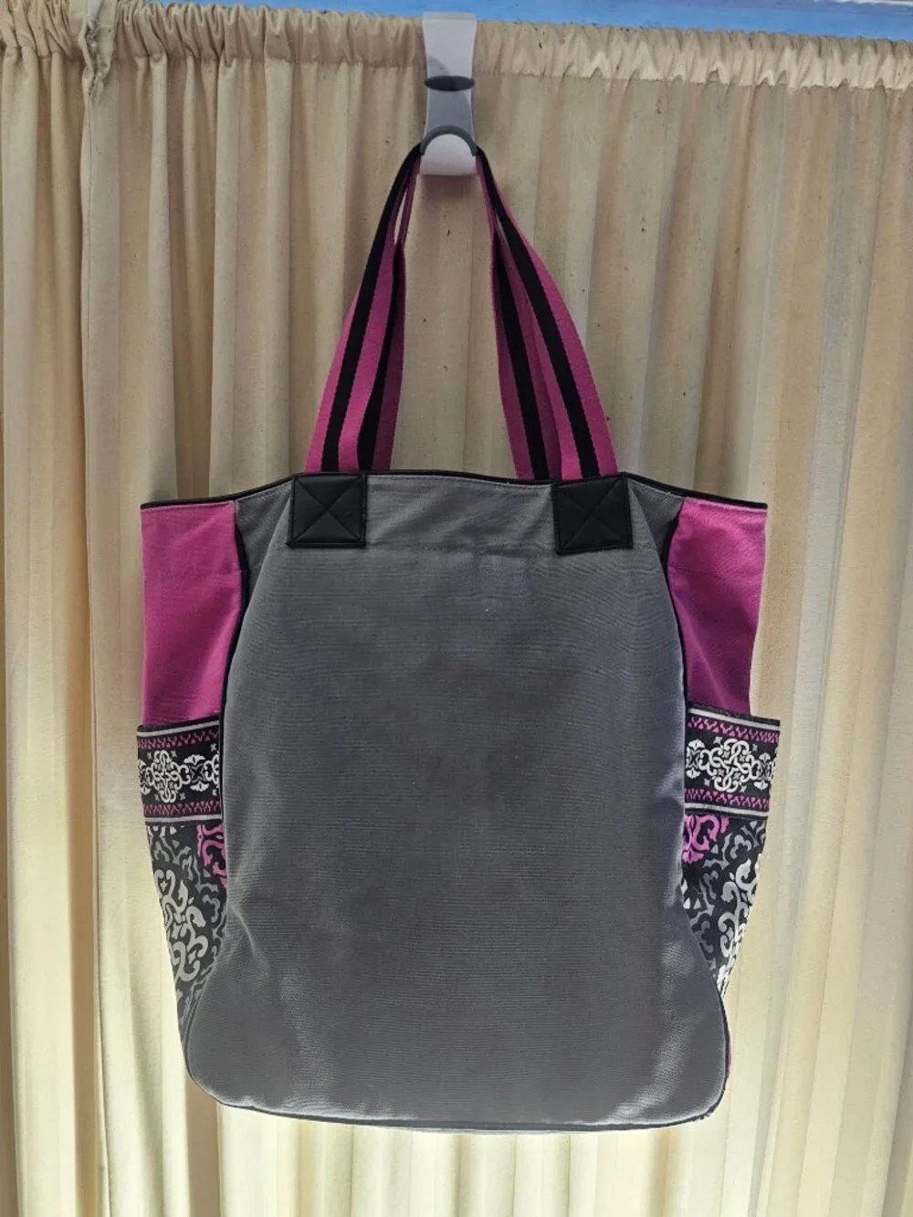 🩷🩶 Vera Bradley Large Beach Tote Bag – Canterbury Magenta Print 🩶🩷